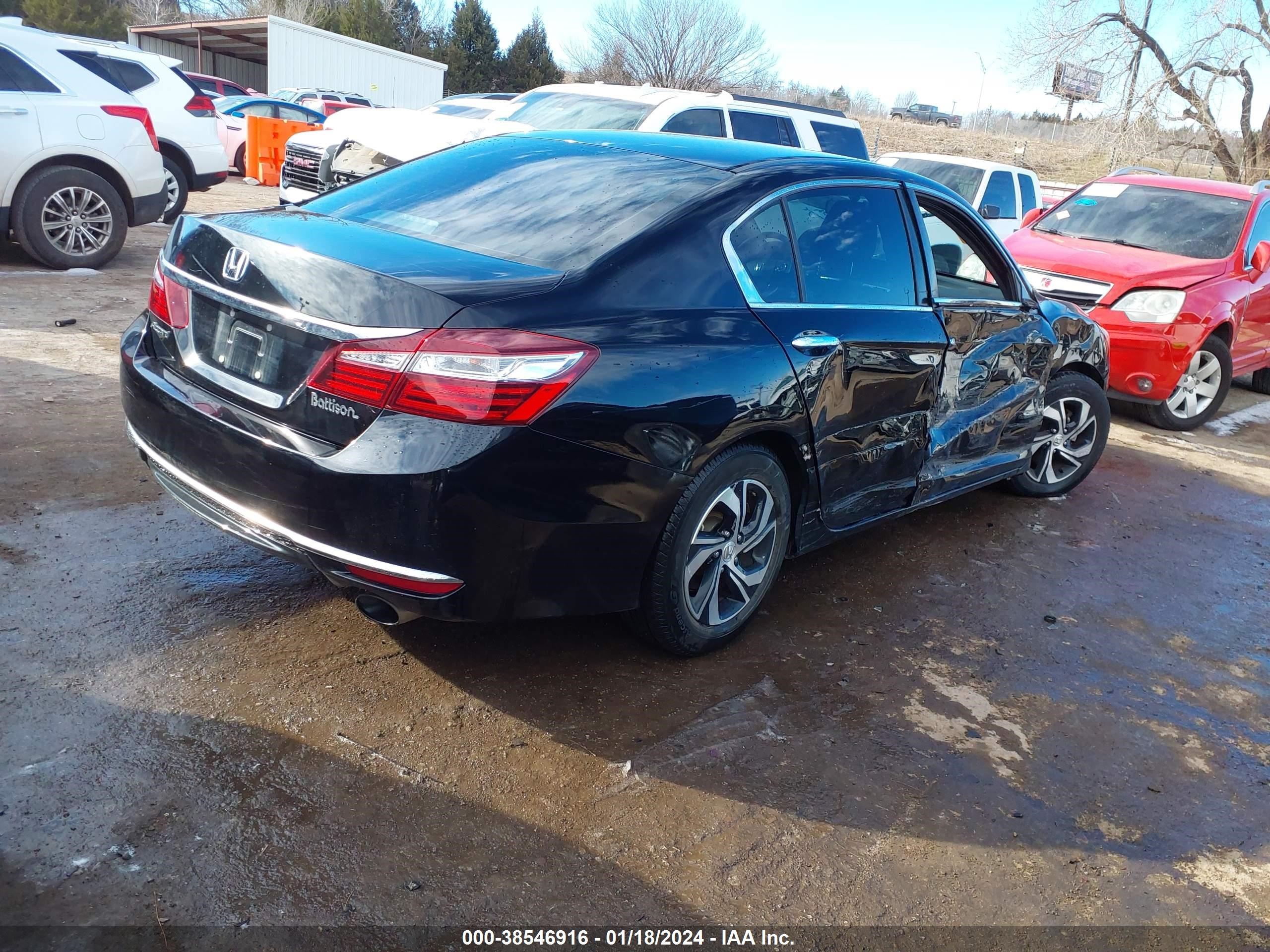 Photo 3 VIN: 1HGCR2F30HA129945 - HONDA ACCORD 