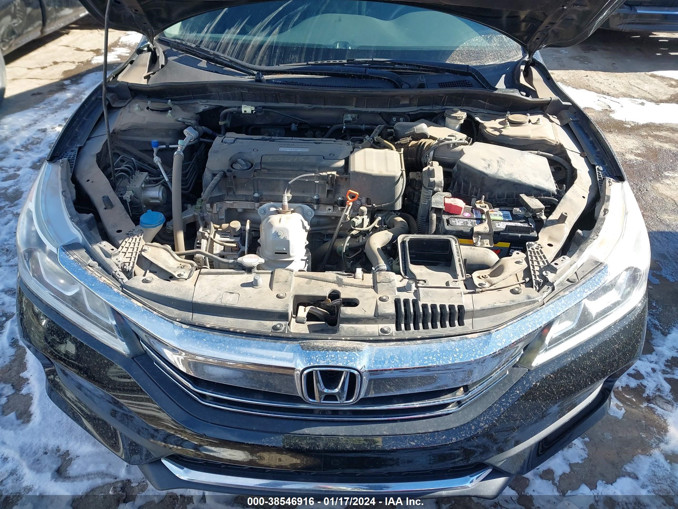 Photo 9 VIN: 1HGCR2F30HA129945 - HONDA ACCORD 