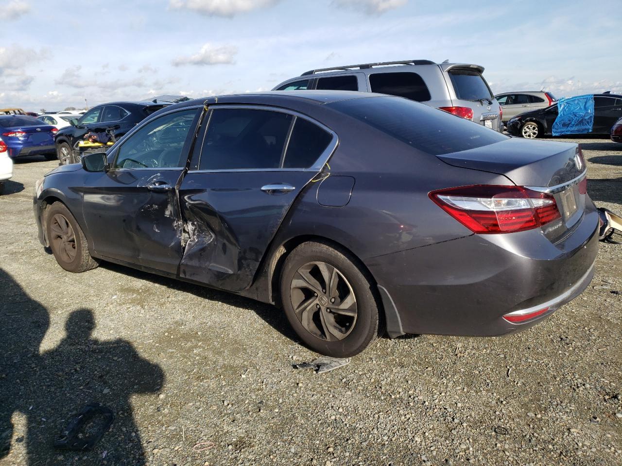 Photo 1 VIN: 1HGCR2F30HA145028 - HONDA ACCORD 