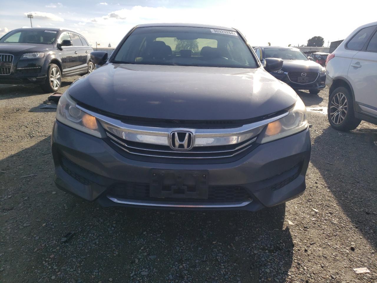 Photo 4 VIN: 1HGCR2F30HA145028 - HONDA ACCORD 