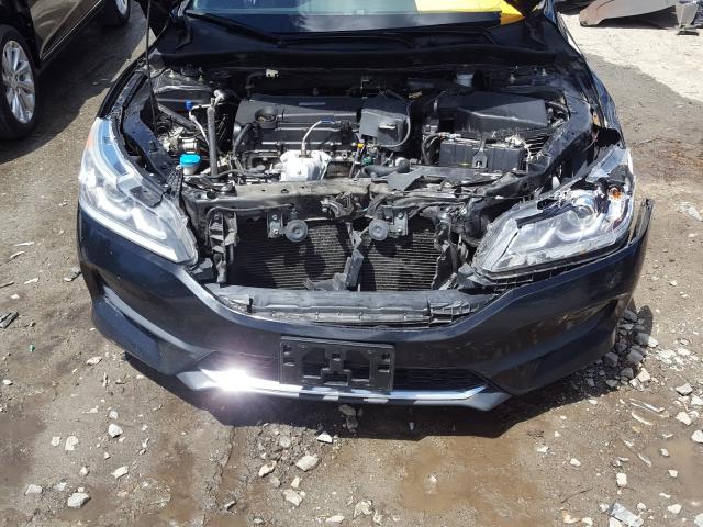 Photo 6 VIN: 1HGCR2F30HA159088 - HONDA ACCORD LX 