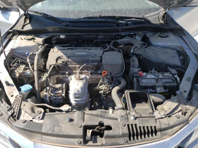 Photo 6 VIN: 1HGCR2F30HA160404 - HONDA ACCORD LX 