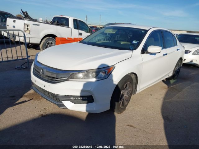 Photo 1 VIN: 1HGCR2F30HA163352 - HONDA ACCORD SEDAN 