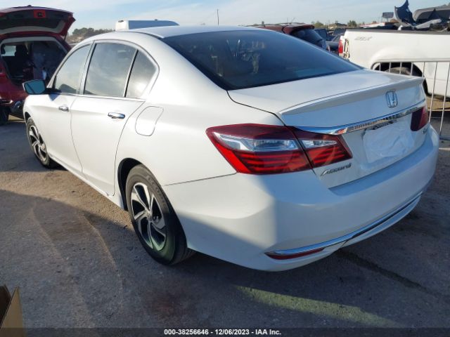 Photo 2 VIN: 1HGCR2F30HA163352 - HONDA ACCORD SEDAN 