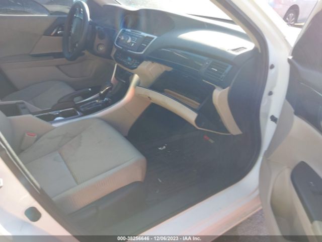 Photo 4 VIN: 1HGCR2F30HA163352 - HONDA ACCORD SEDAN 