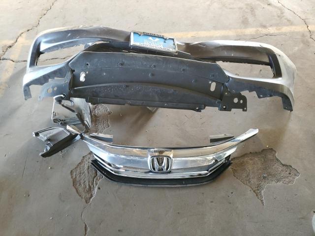 Photo 11 VIN: 1HGCR2F30HA218897 - HONDA ACCORD LX 