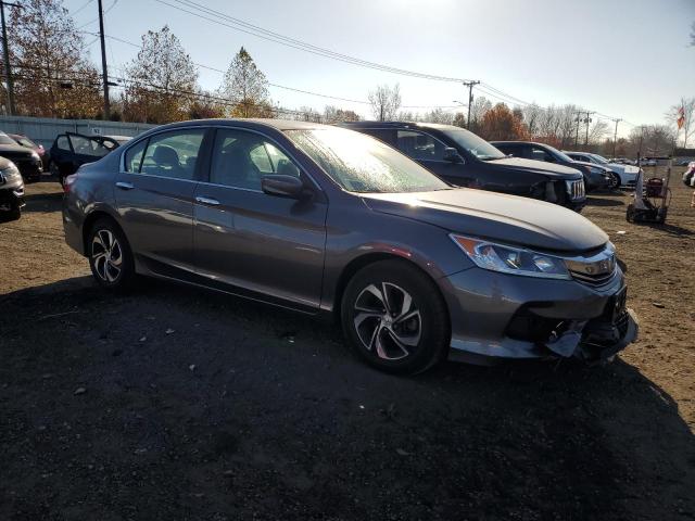 Photo 3 VIN: 1HGCR2F30HA283779 - HONDA ACCORD LX 