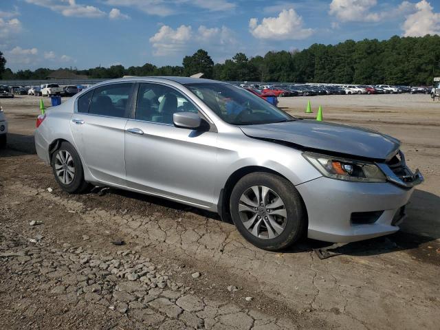 Photo 3 VIN: 1HGCR2F31DA010280 - HONDA ACCORD LX 