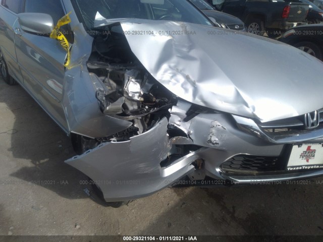 Photo 5 VIN: 1HGCR2F31DA031243 - HONDA ACCORD SDN 