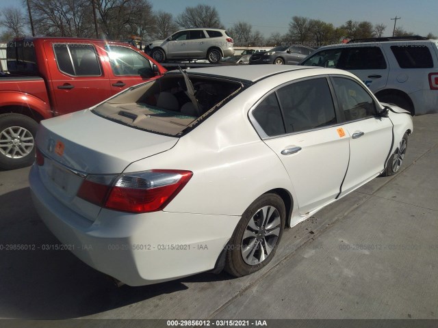 Photo 3 VIN: 1HGCR2F31DA055445 - HONDA ACCORD SDN 