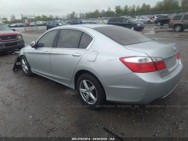 Photo 2 VIN: 1HGCR2F31DA057910 - HONDA ACCORD SDN 