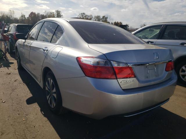 Photo 2 VIN: 1HGCR2F31DA095069 - HONDA ACCORD LX 