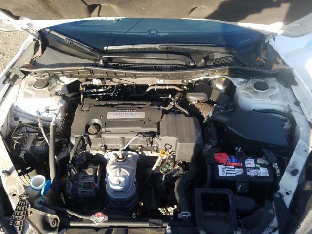 Photo 6 VIN: 1HGCR2F31DA104952 - HONDA ACCORD LX 