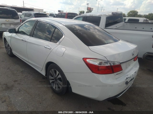 Photo 2 VIN: 1HGCR2F31DA105051 - HONDA ACCORD SDN 