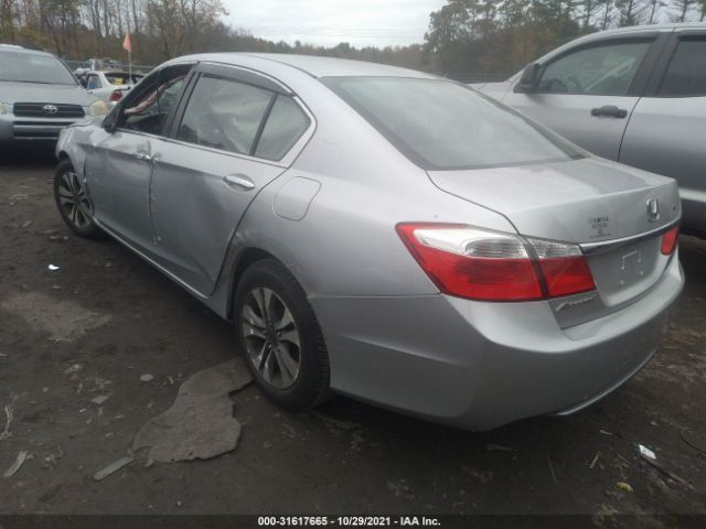 Photo 2 VIN: 1HGCR2F31DA109858 - HONDA ACCORD SDN 