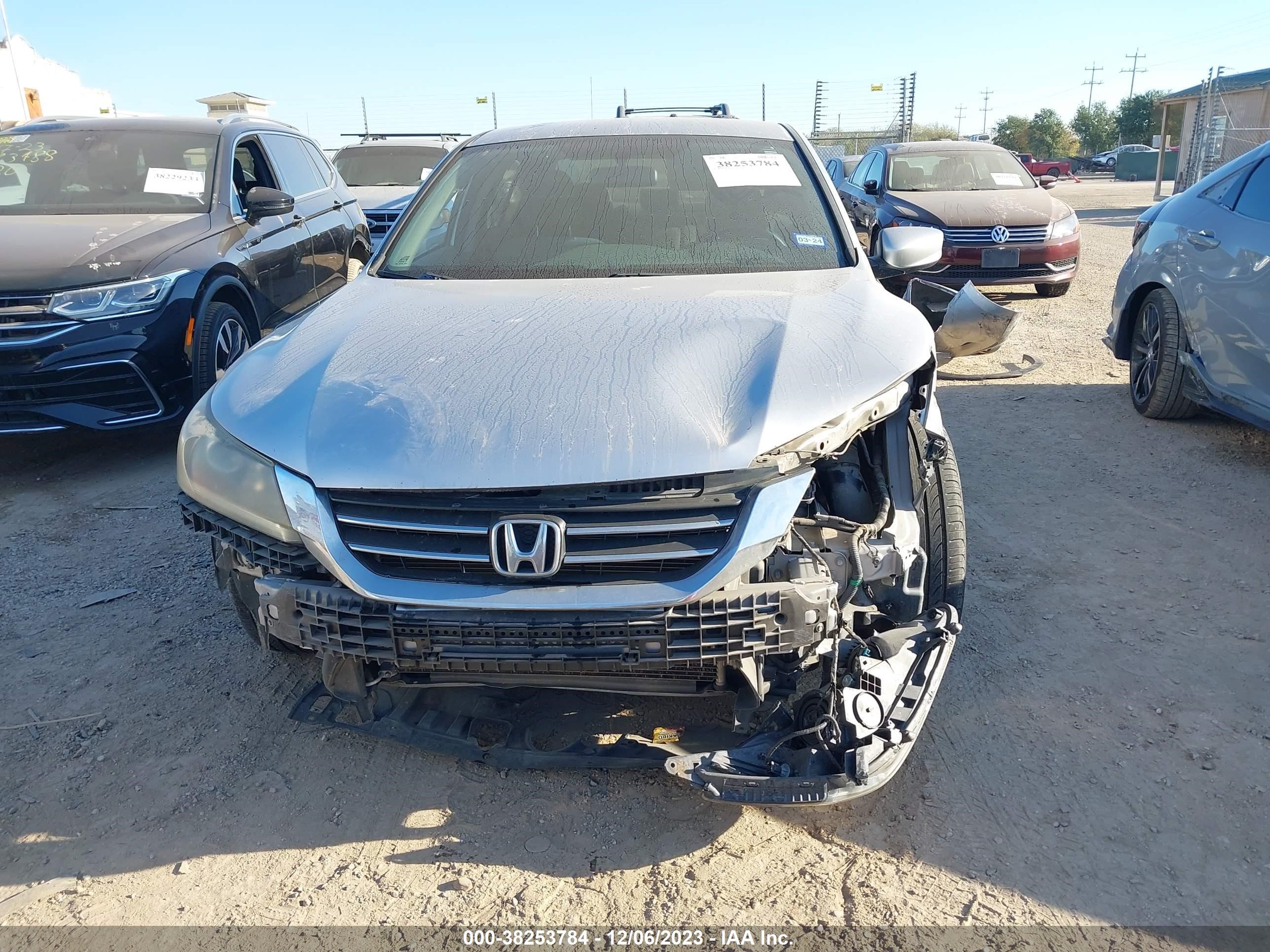 Photo 5 VIN: 1HGCR2F31DA117491 - HONDA ACCORD 