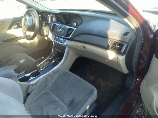 Photo 4 VIN: 1HGCR2F31DA121007 - HONDA ACCORD SDN 