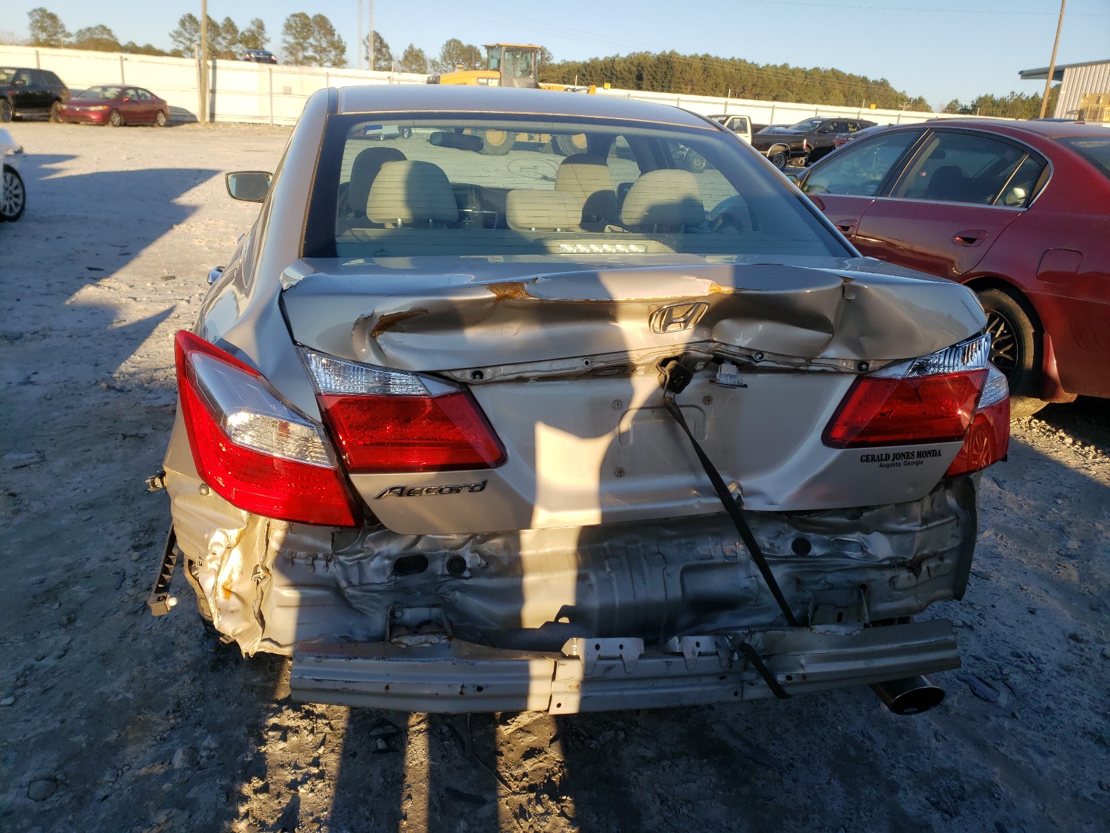 Photo 8 VIN: 1HGCR2F31DA145968 - HONDA ACCORD LX 