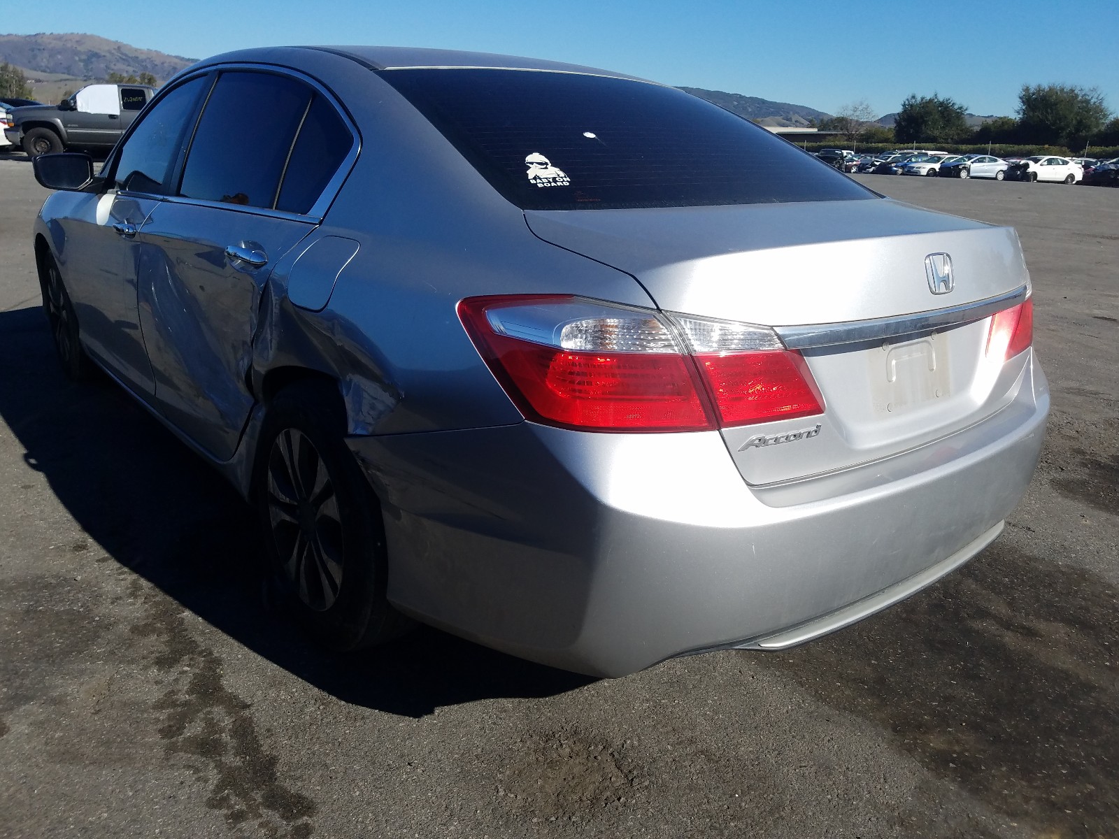 Photo 2 VIN: 1HGCR2F31DA182731 - HONDA ACCORD LX 