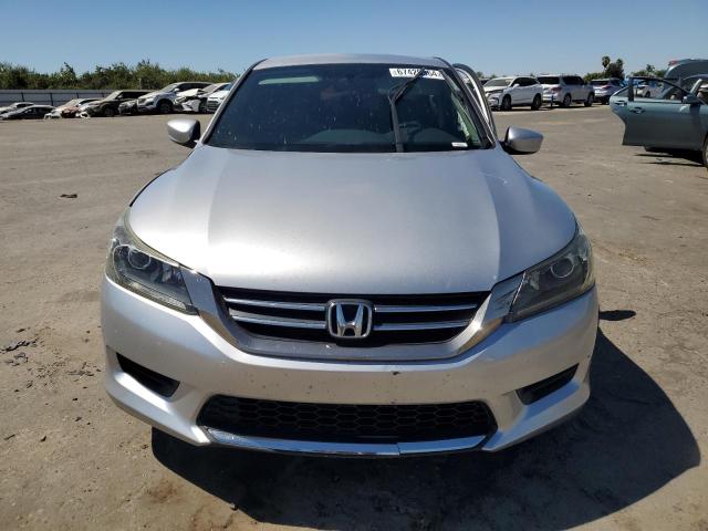 Photo 4 VIN: 1HGCR2F31DA205148 - HONDA ACCORD LX 