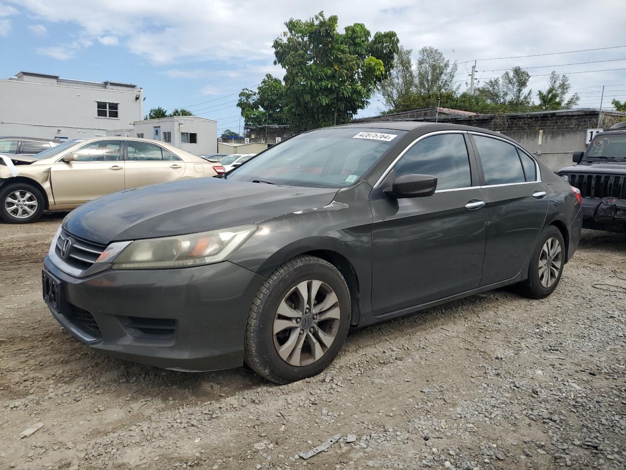 Photo 0 VIN: 1HGCR2F31DA212505 - HONDA ACCORD 