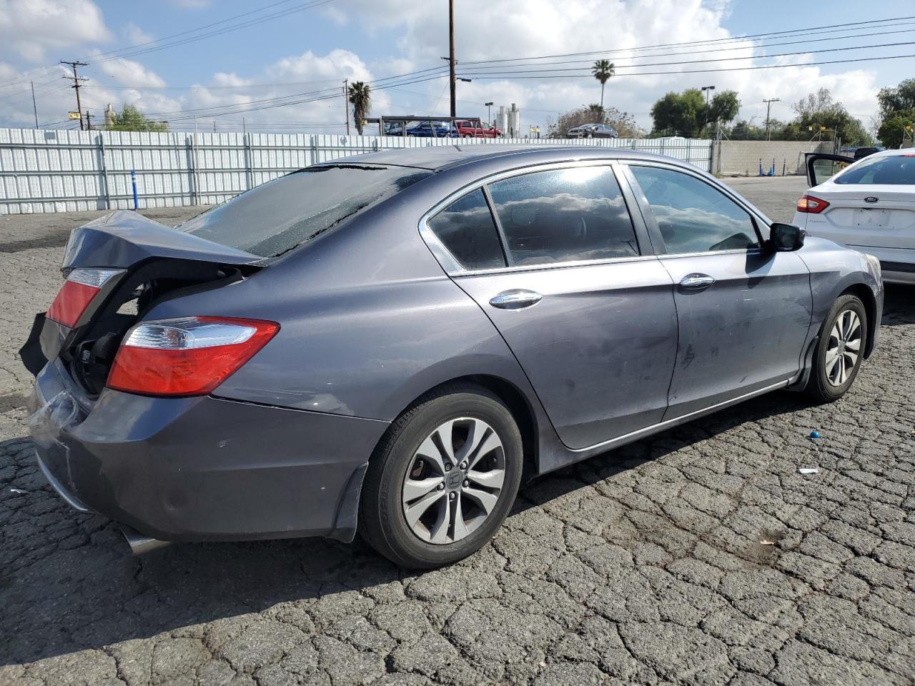 Photo 2 VIN: 1HGCR2F31DA236920 - HONDA ACCORD 