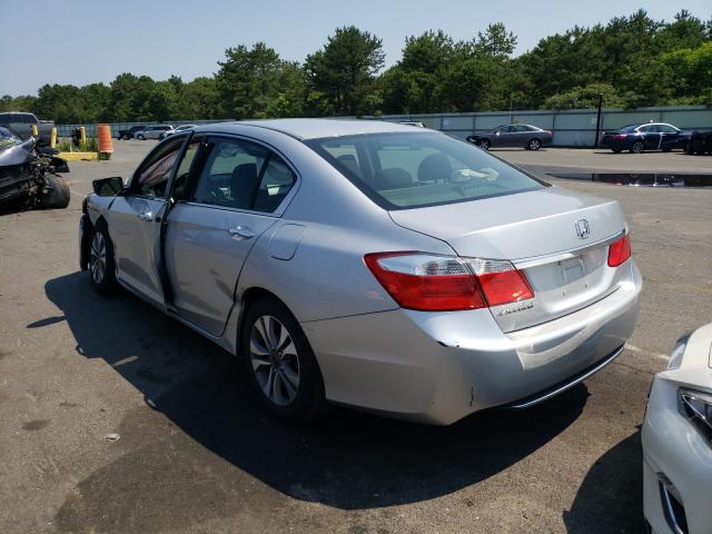 Photo 2 VIN: 1HGCR2F31DA250803 - HONDA ACCORD LX 