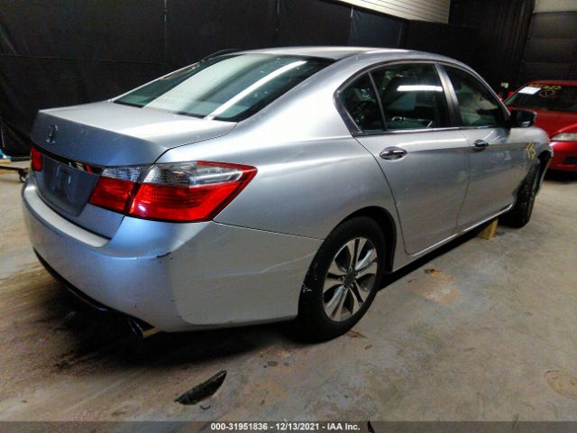 Photo 3 VIN: 1HGCR2F31DA251482 - HONDA ACCORD SDN 