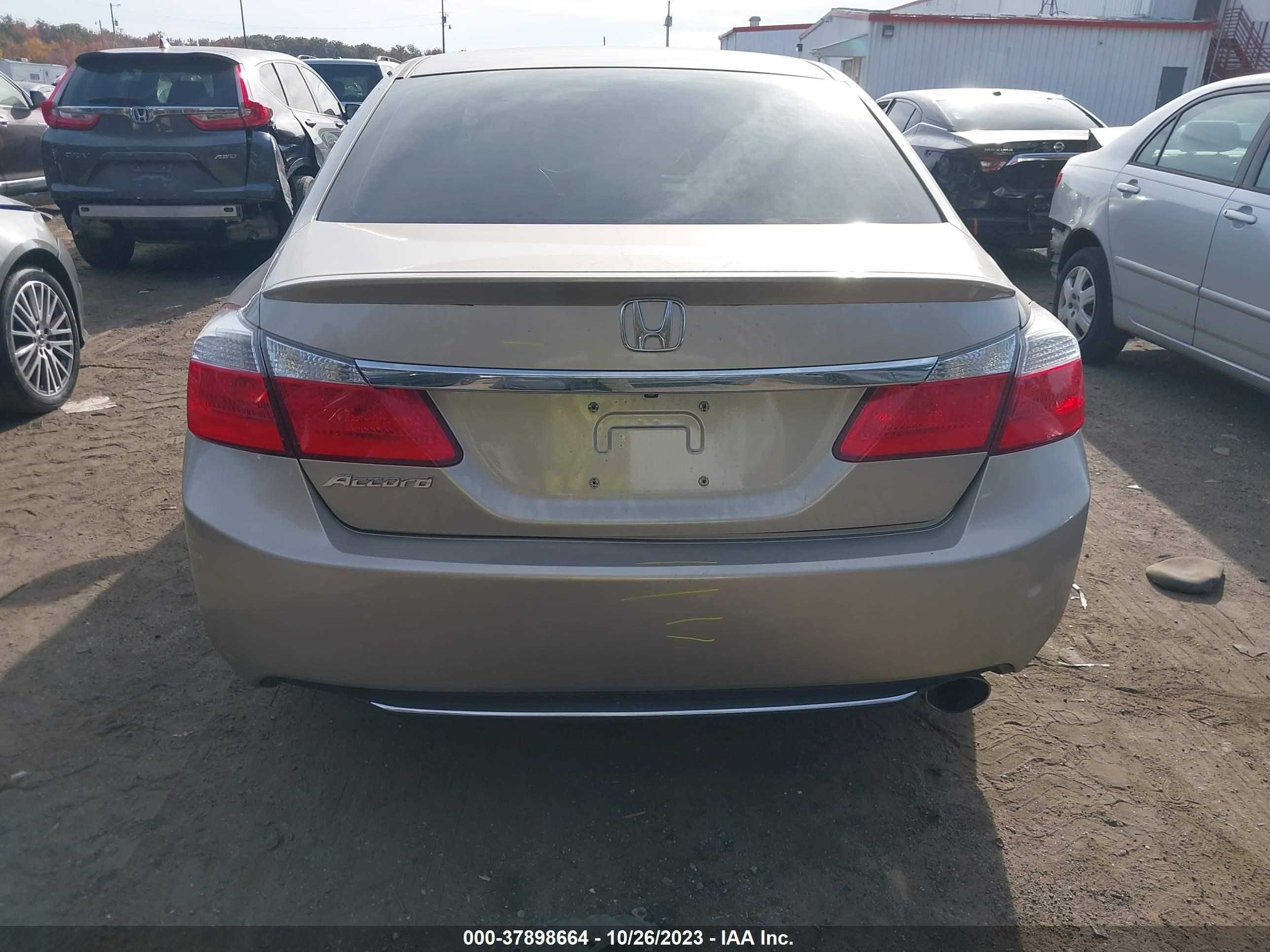 Photo 15 VIN: 1HGCR2F31DA283493 - HONDA ACCORD 