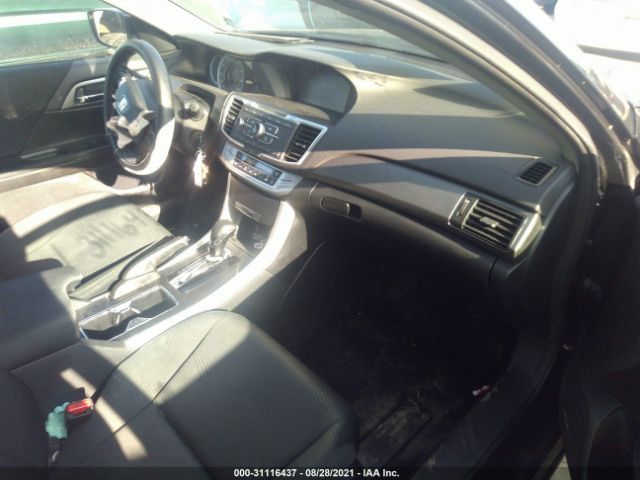 Photo 4 VIN: 1HGCR2F31EA017277 - HONDA ACCORD SEDAN 