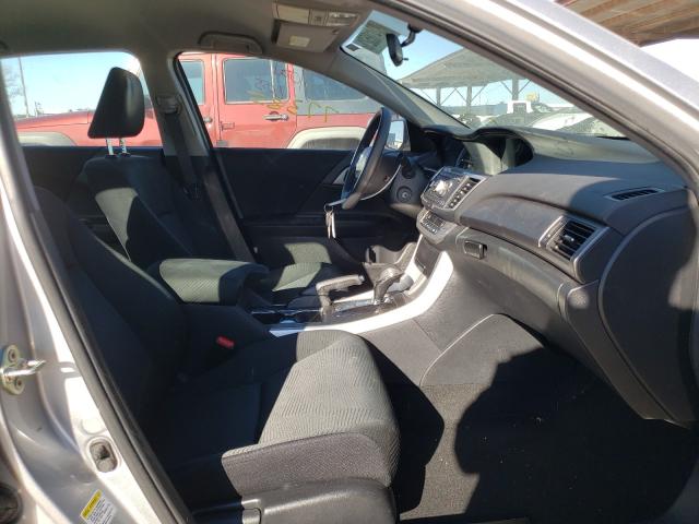 Photo 4 VIN: 1HGCR2F31EA062607 - HONDA ACCORD LX 