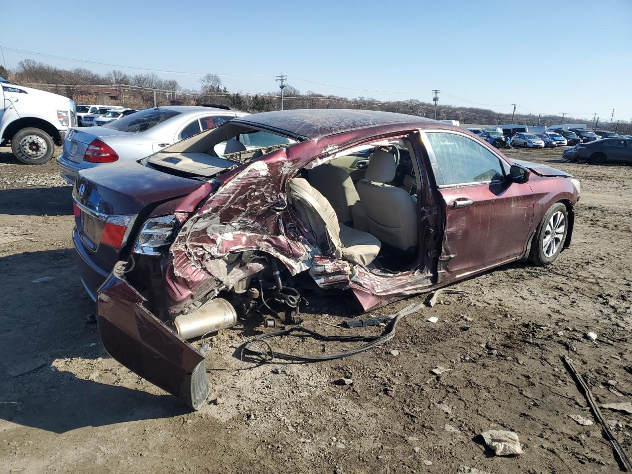 Photo 2 VIN: 1HGCR2F31EA084932 - HONDA ACCORD 