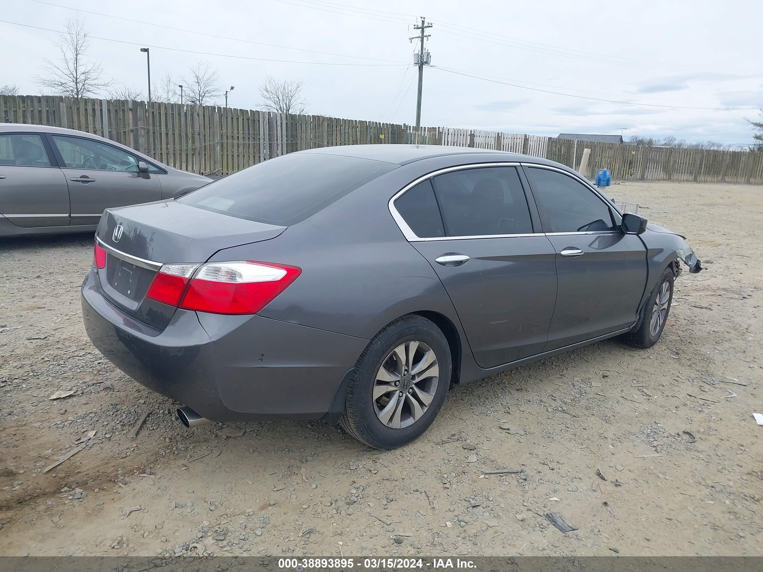 Photo 3 VIN: 1HGCR2F31EA090830 - HONDA ACCORD 