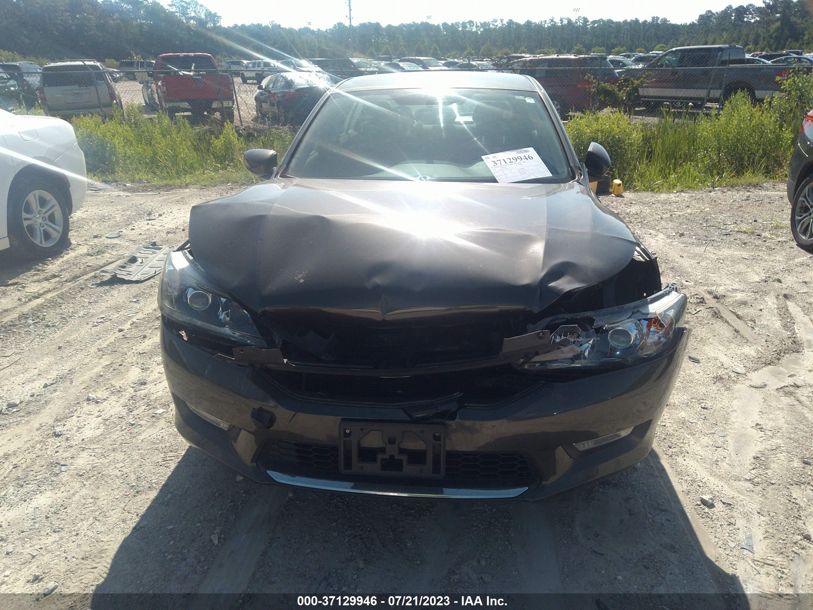 Photo 11 VIN: 1HGCR2F31EA092268 - HONDA ACCORD 