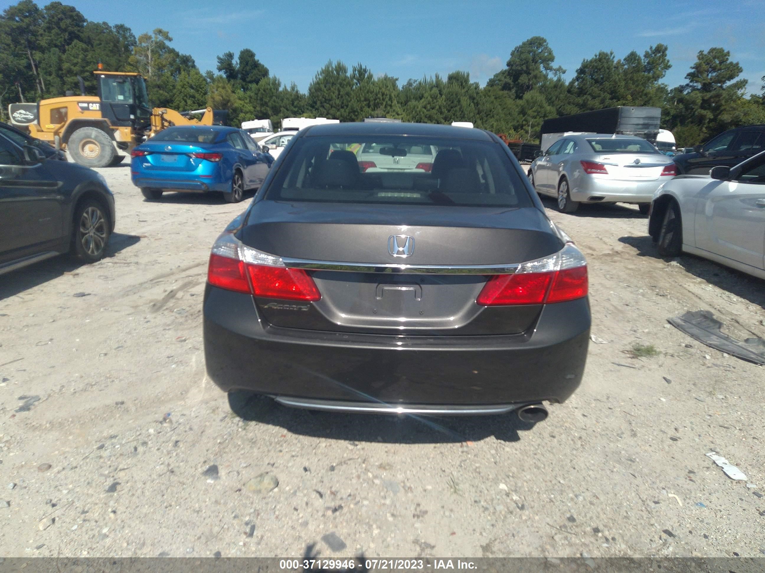 Photo 15 VIN: 1HGCR2F31EA092268 - HONDA ACCORD 