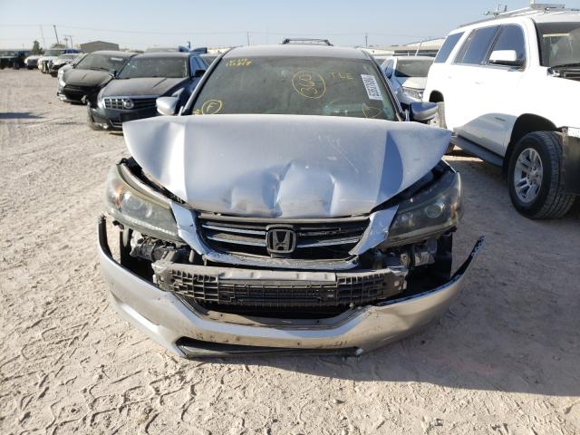 Photo 8 VIN: 1HGCR2F31EA111319 - HONDA ACCORD LX 