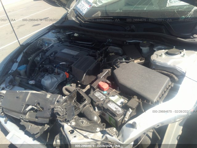 Photo 9 VIN: 1HGCR2F31EA211808 - HONDA ACCORD SEDAN 