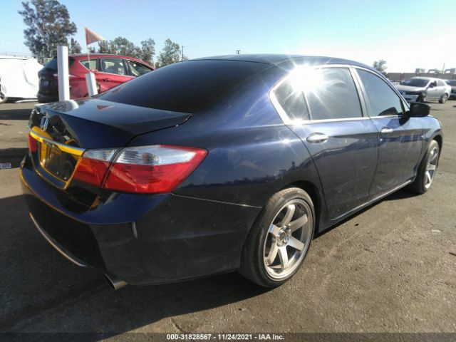 Photo 3 VIN: 1HGCR2F31EA260670 - HONDA ACCORD SEDAN 