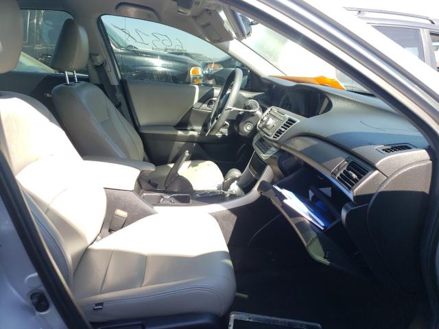 Photo 4 VIN: 1HGCR2F31EA262418 - HONDA ACCORD LX 