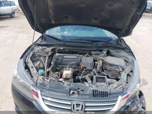 Photo 9 VIN: 1HGCR2F31FA000609 - HONDA ACCORD 