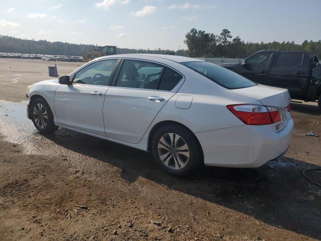 Photo 1 VIN: 1HGCR2F31FA002411 - HONDA ACCORD LX 