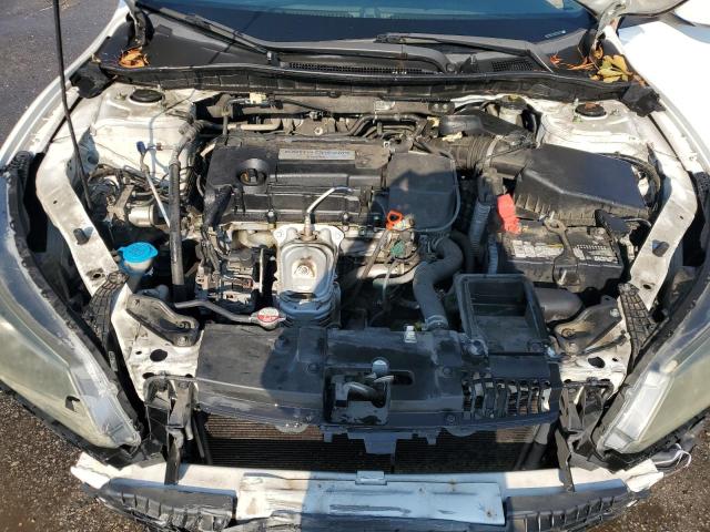 Photo 10 VIN: 1HGCR2F31FA002411 - HONDA ACCORD LX 