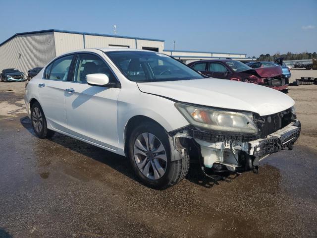 Photo 3 VIN: 1HGCR2F31FA002411 - HONDA ACCORD LX 