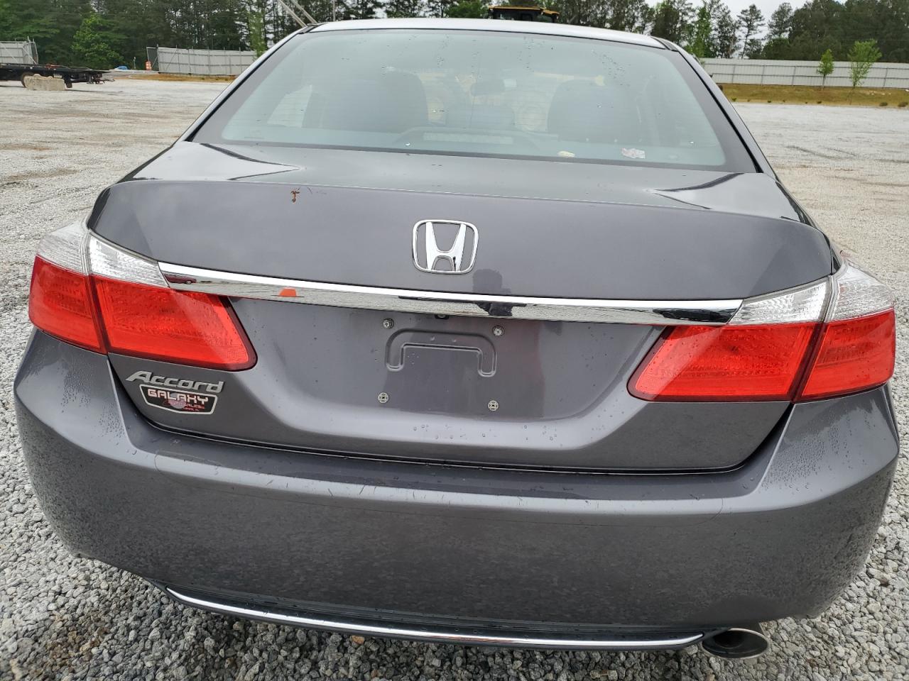 Photo 5 VIN: 1HGCR2F31FA037840 - HONDA ACCORD 