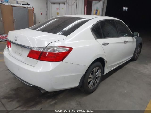 Photo 3 VIN: 1HGCR2F31FA045856 - HONDA ACCORD 