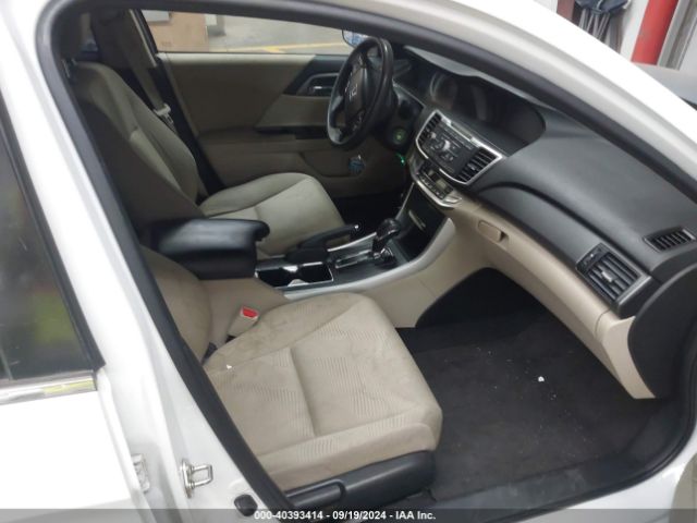 Photo 4 VIN: 1HGCR2F31FA045856 - HONDA ACCORD 