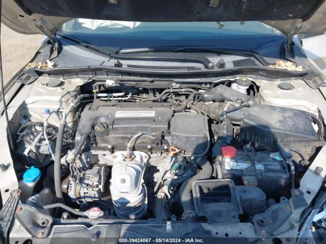 Photo 9 VIN: 1HGCR2F31FA049809 - HONDA ACCORD 