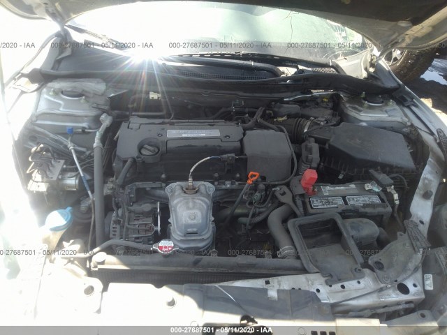 Photo 9 VIN: 1HGCR2F31FA077951 - HONDA ACCORD SEDAN 