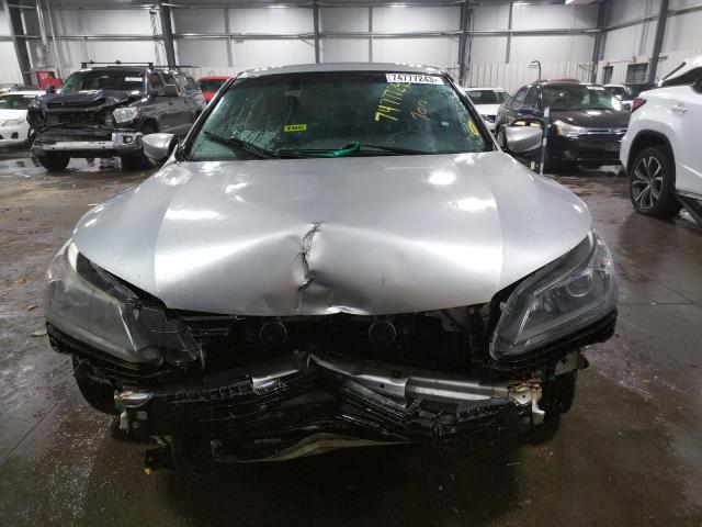 Photo 4 VIN: 1HGCR2F31FA079747 - HONDA ACCORD 