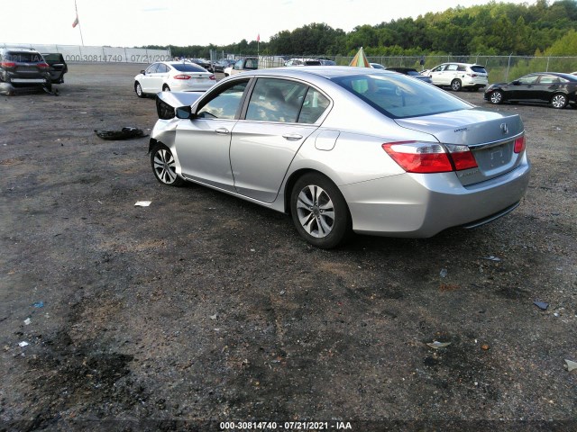 Photo 2 VIN: 1HGCR2F31FA106204 - HONDA ACCORD SEDAN 